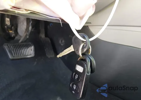 2019 Hyundai Elantra Sel from USA, damaged, VIN 5NPD84LF3KH418950